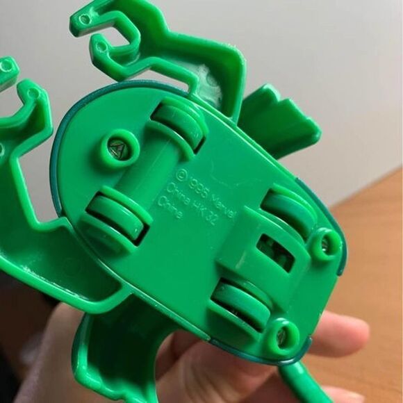 1995 Marvel Comics McDonalds Happy Meal Toy Spiderman Stingstriker Scorpion Car - Picture 6 of 7